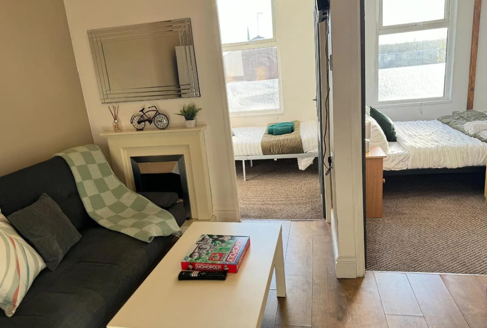 Spacious Family Haven Two Story 4 Bedroom Retreat Liverpool