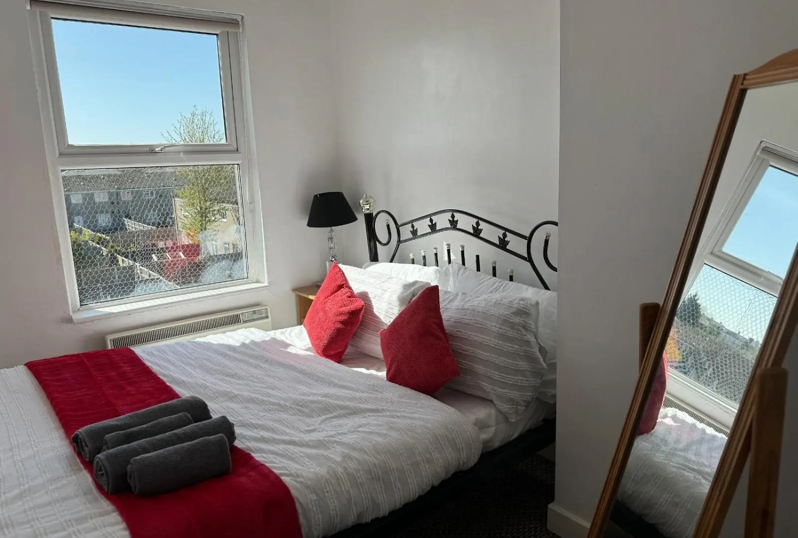 Holiday home Spacious Family Haven Two Story 4 Bedroom Retreat Liverpool
