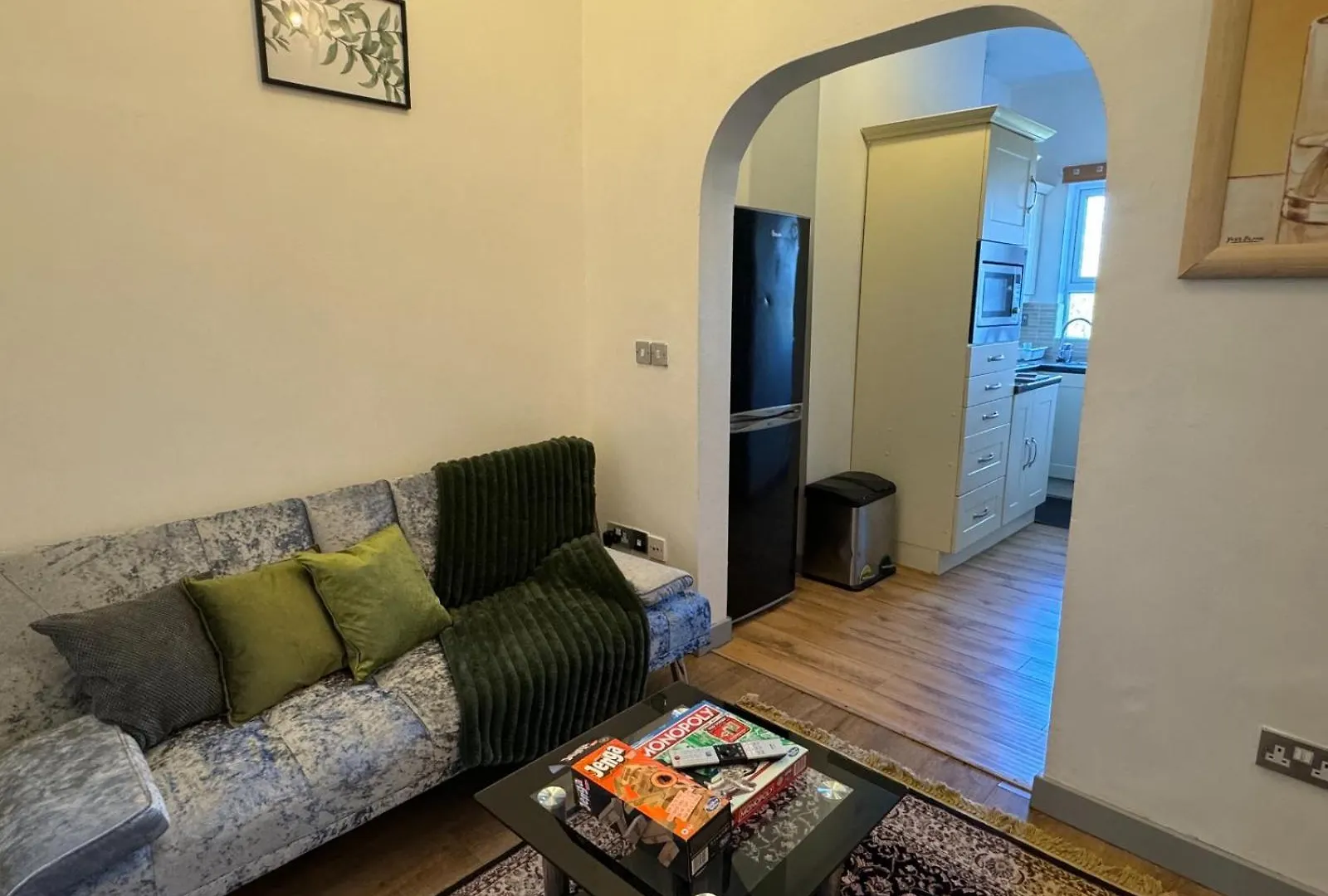 Spacious Family Haven Two Story 4 Bedroom Retreat Liverpool 0*,  United Kingdom