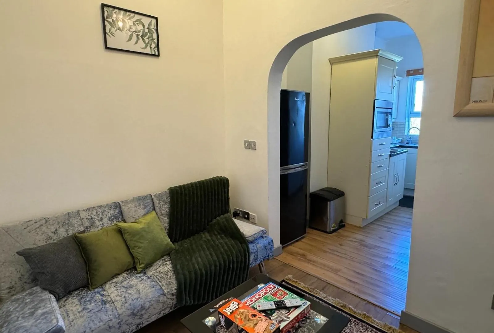 Spacious Family Haven Two Story 4 Bedroom Retreat Liverpool