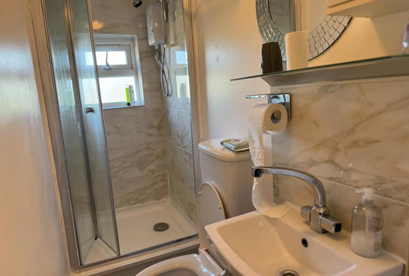 Holiday home Spacious Family Haven Two Story 4 Bedroom Retreat Liverpool United Kingdom