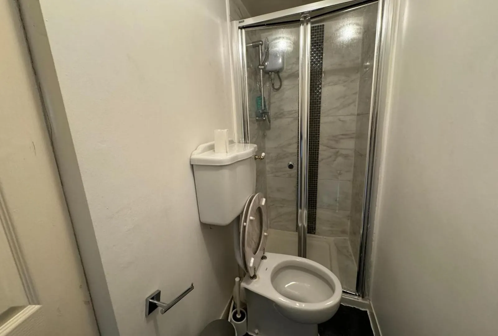Holiday home Spacious Family Haven Two Story 4 Bedroom Retreat Liverpool